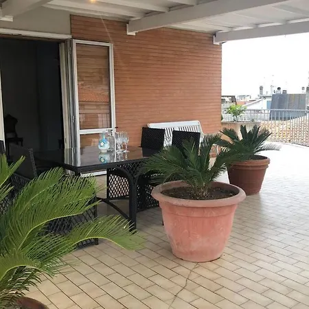 Ampio Attico A 5 Minuti Dal Mare Apartamento San Benedetto del Tronto Exterior foto